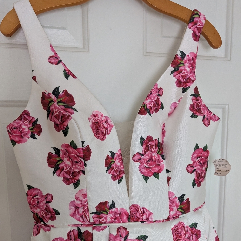 Camille La Vie Boutique Floral Sleeveless Dress with Pink Roses - Picture 6 of 10